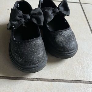 Sparkly Black Kids Shoes with Bow Cat & Jack
